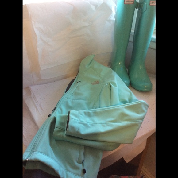 North face jacket Tiffany Blue - Picture 3 of 7